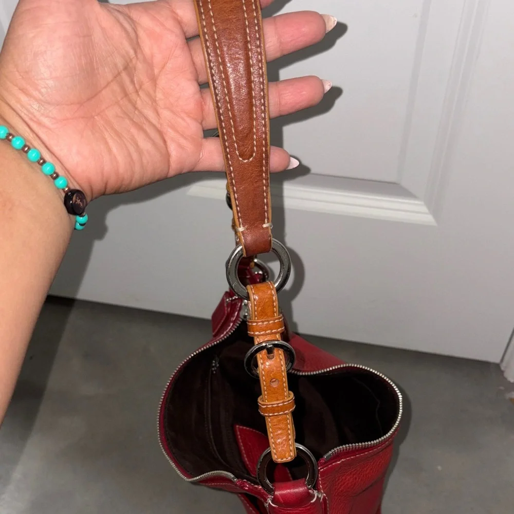 Coach Red Pebbled Leather Shoulder Bag with Front Pocket - Picture 5 of 9